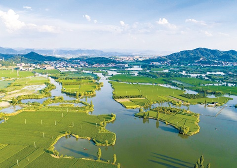 浙江率先完玉成国首个国家公园资产清查试点和全省域建设用地使用权状态清查。。。。。。
